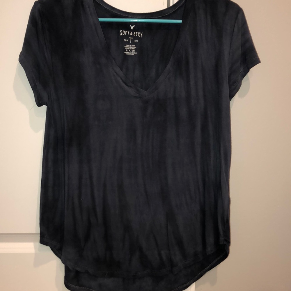 Blue American eagle tshirt.